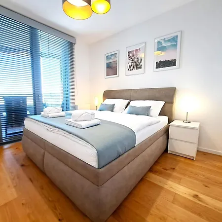 Prestigious Sky Park - View - Traveller Awards 2024 * Bratislava