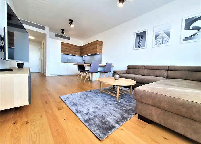 Prestigious Sky Park - View - Traveller Awards 2024