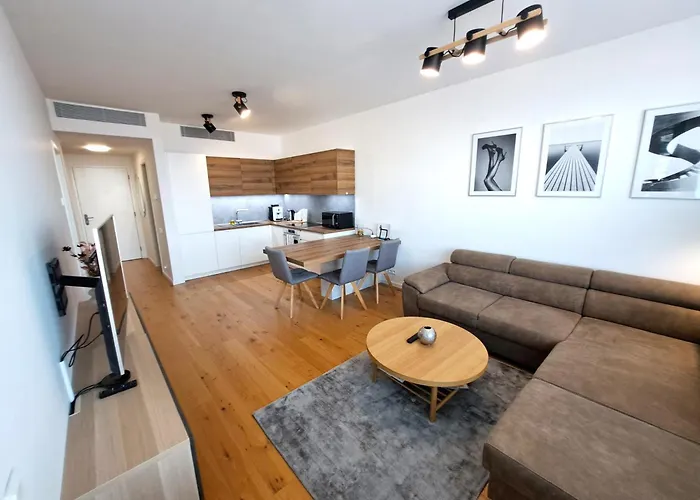 Prestigious Sky Park - View - Traveller Awards 2024 Apartman