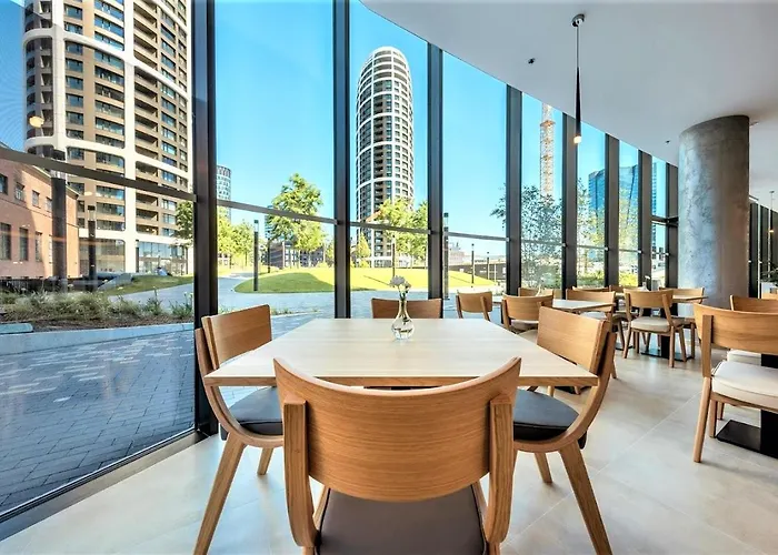 Prestigious Sky Park - View - Traveller Awards 2024 Apartament Bratislava