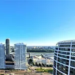 Appartamento Prestigious Sky Park - View - Traveller Awards 2024 Bratislava