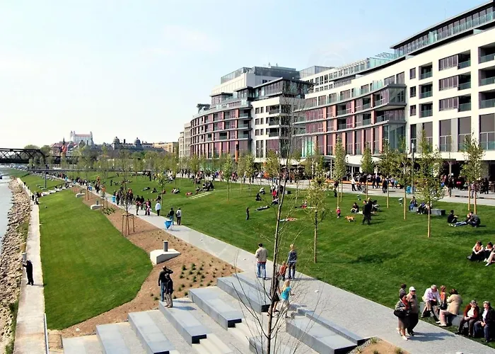 Apartment Prestigious Sky Park - View - Traveller Awards 2024 Bratislava