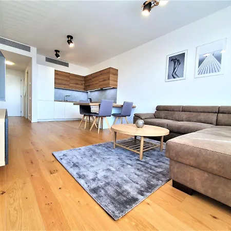 Prestigious Sky Park - View - Traveller Awards 2024