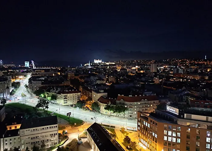 Prestigious Sky Park - View - Traveller Awards 2024 Bratislava